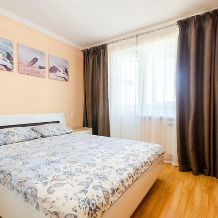 ARTAL Apartment on Obolonskaya Square 3 Kiev Exteriör bild